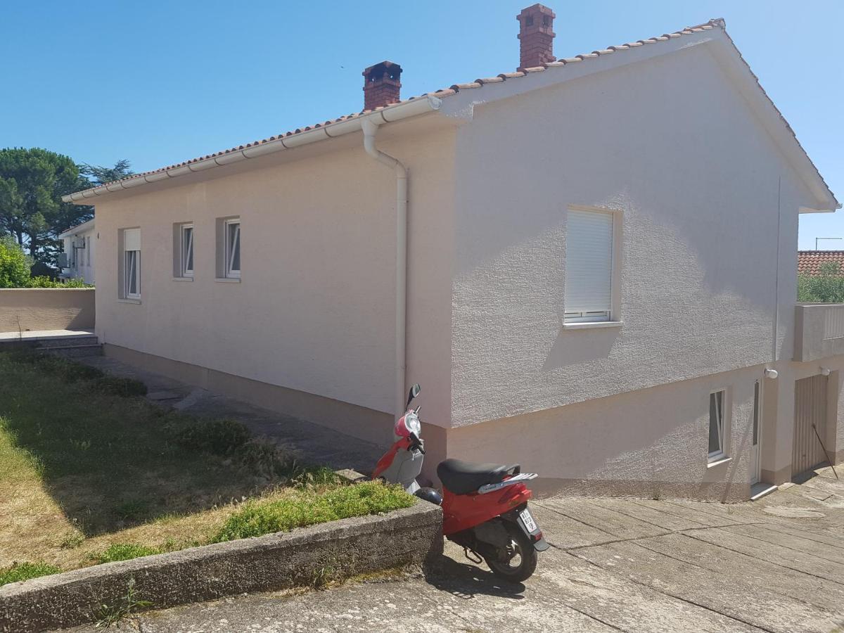 Marton Appartement Krk Buitenkant foto